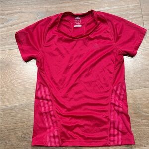 adidas Hot Pink Short Sleeve Performance Tee. Size Medium. EUC